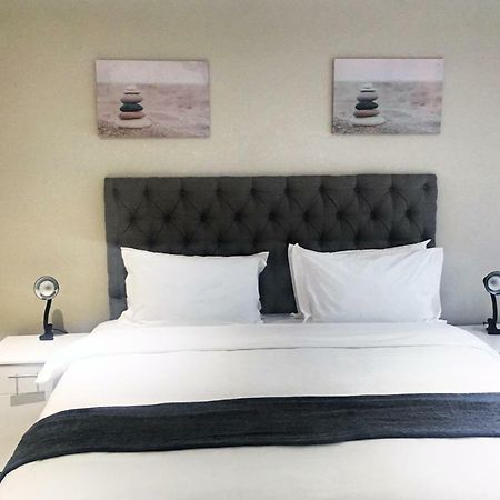 Selton Guesthouse เคปทาวน์ ภายนอก รูปภาพ