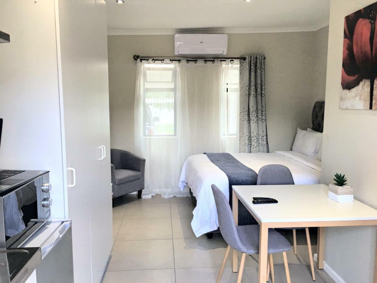 Selton Guesthouse เคปทาวน์ ภายนอก รูปภาพ