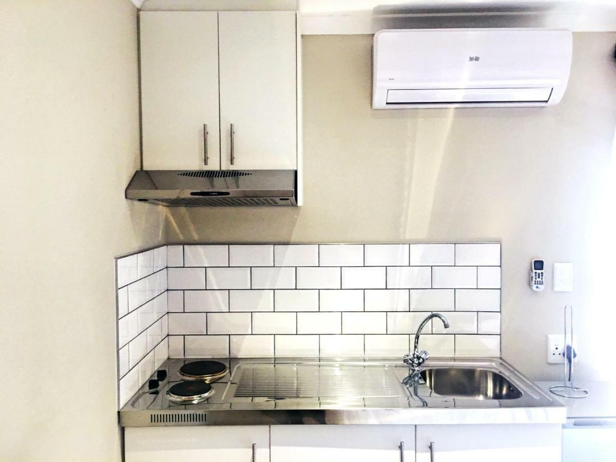 Selton Guesthouse เคปทาวน์ ภายนอก รูปภาพ